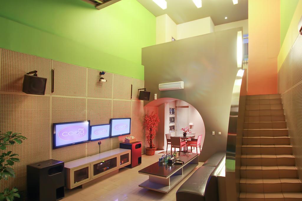 Sparks Life Jakarta, Artotel Curated Exterior foto