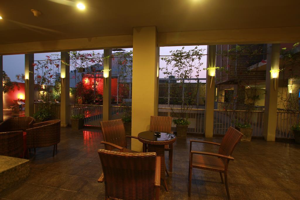 Sparks Life Jakarta, Artotel Curated Exterior foto