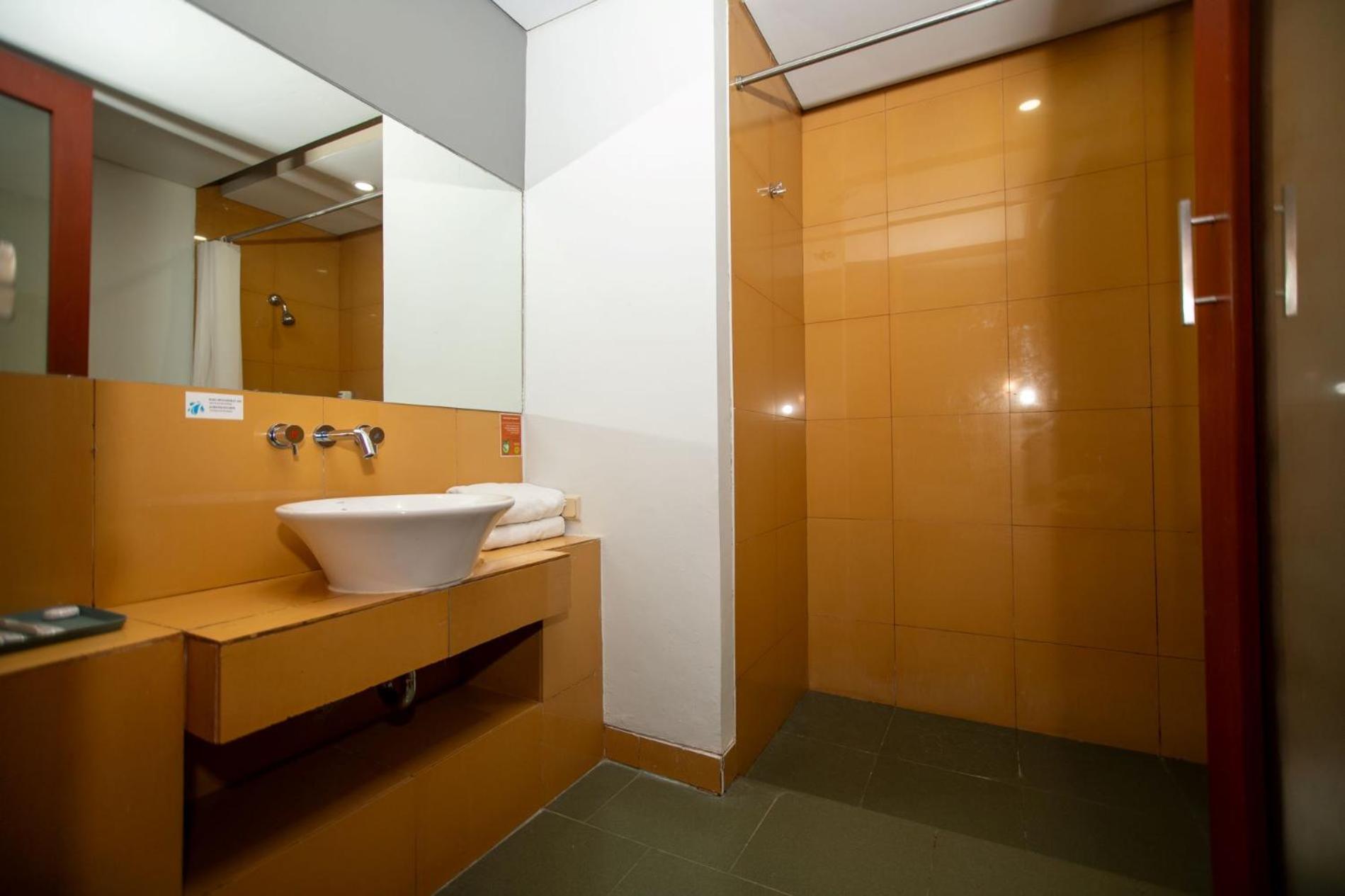 Sparks Life Jakarta, Artotel Curated Exterior foto