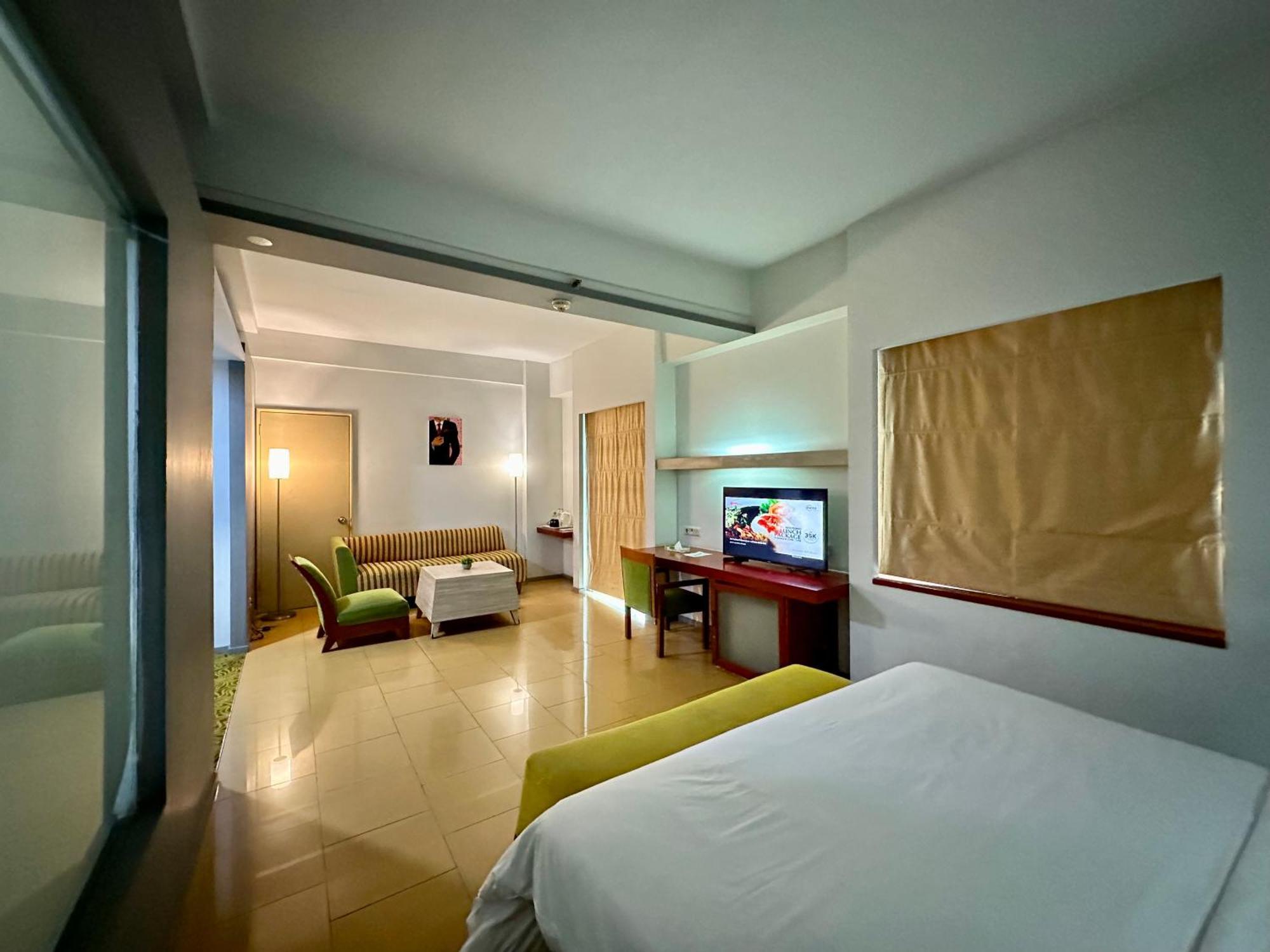 Sparks Life Jakarta, Artotel Curated Exterior foto